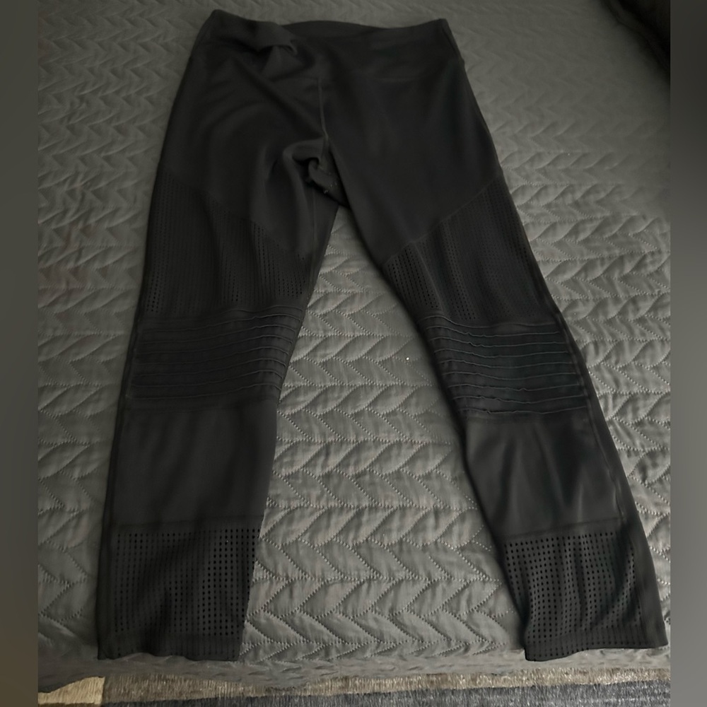 Yoga pants